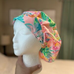Adjustable scrub cap